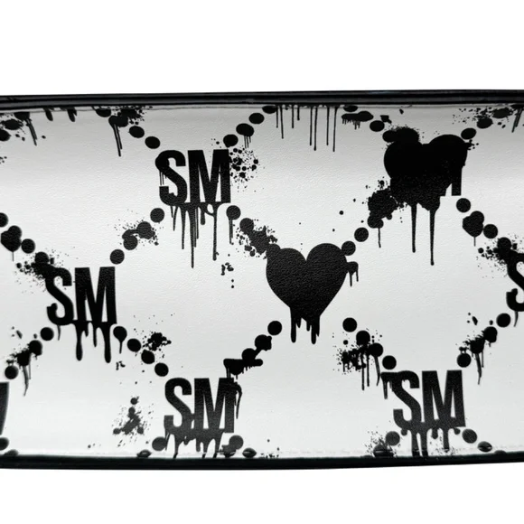 Steve Madden Evelyn Convertible Crossbody Bag - White/Black Hearts - Picture 3 of 3